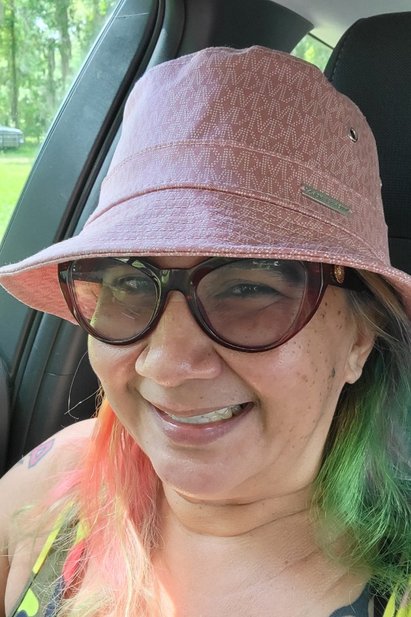 Cruise Brothers Travel Agent Kitty Bryant